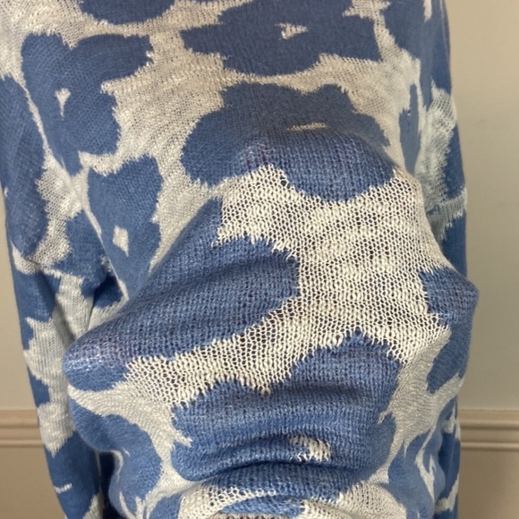 FLOWER sweater blue/white lightweight - Picture 6 of 6